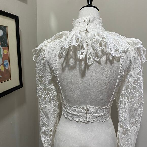 ASOS LUXE Backless Eyelet Ruffle Neck Top Sizes 0 and 4  White Lace Long Sleeve - Picture 9 of 13